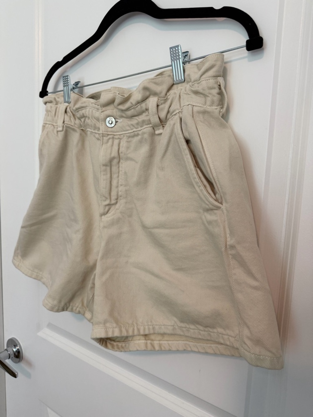 Zara High-Waist Paperbag Shorts - Cream